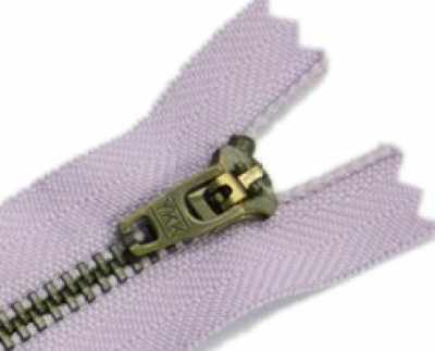 上海YKK4 Y型青古銅閉口拉鏈半自動(dòng)頭拉鏈 品質(zhì)與設(shè)計(jì)的完美結(jié)合